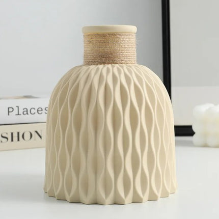 DIY Plastic Flower Vase