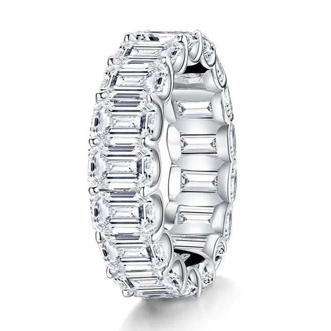 Sterling Silver Ring with High Carbon Diamond Simulant