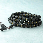 Black soil bucket bead clip
