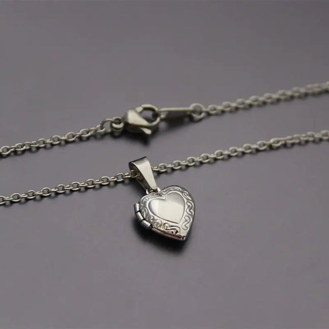 Stainless Steel Heart Shaped Picture Frame Necklace