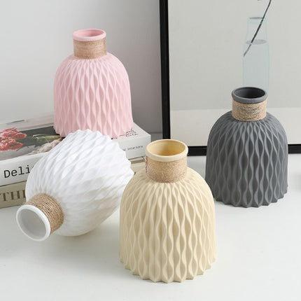 DIY Plastic Flower Vase