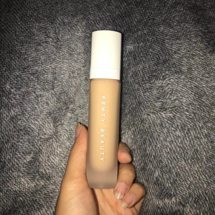 Fenty Beauty by Rihanna Eaze Drop Stick Blur + Smooth Tint Stick Foundation - Color 9