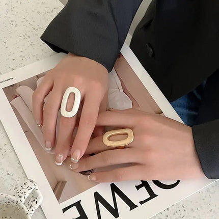 Trendy Women's High Fashion Ring - Lamarshop1